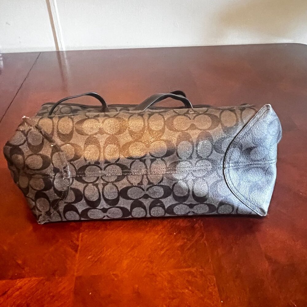Coach City Tote Signature Canvas Black Shoulder Bag large‎ tote bag - Picture 6 of 13